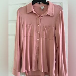 Women’s Long Sleeve Button Down. Excellent condition